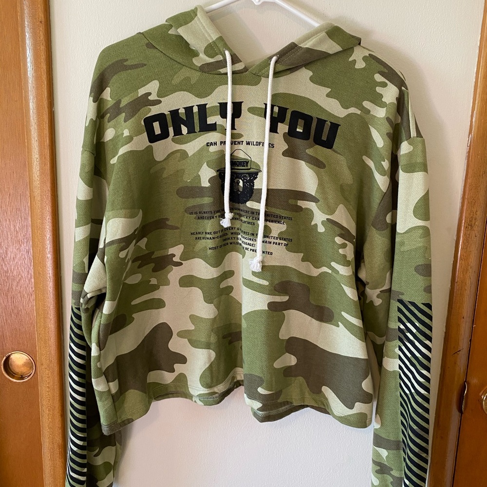 Smokey Bear Only You Camo Print Cropped Hoodie